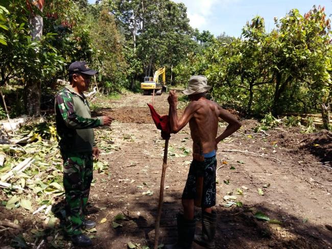 TNI Ajak Warga Peduli Lingkungan