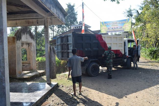 Ini Koemntar Warga Soal TPJ 