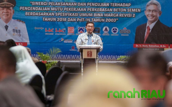 Sekda Provinsi Riau tegaskan Komitmen untuk Pembangunan Jalan dengan dibarengi Kualitas