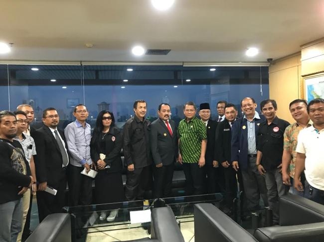 Menkominfo Janji Bawa Masalah Pers Indonesia ke Presiden