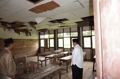 Hampir Diseluruh Bangunan SDN 011 Rusak,  Bupati Segera Ambil Langkah ini..