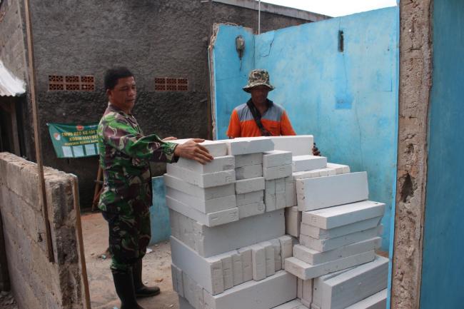 Hari Ketiga TMMD Reguler Ke-104, Bahan Bangunan Mulai Didistribusikan Ke Lokasi Sasaran Fisik