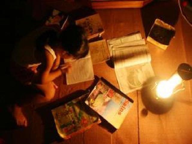 270 Desa di Riau Belum Teraliri Listrik PLN