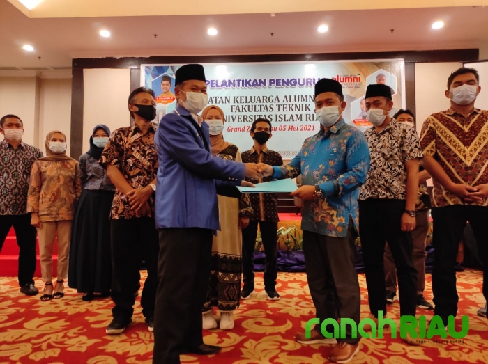 DPP IKA UIR lantik Pengurus IKA Teknik Periode 2021 - 2025