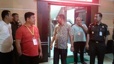 Tersangka Kasus Korupsi 1,2 Milyard ini Menyerahkan Diri 