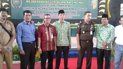 Kajari Teluk Kuantan Sosialisasikan Dana Desa 