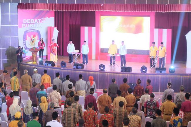 Waduh.. Debat Publik Pemilihan Bupati dan Wakil Bupati Inhil 2018 Kecolongan