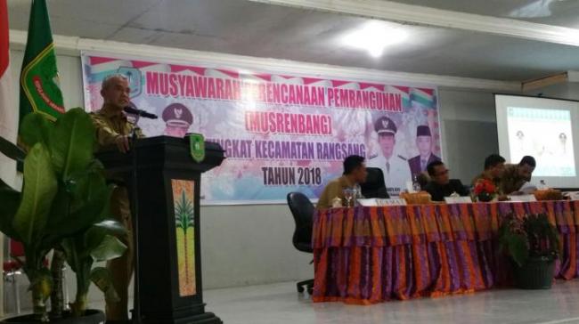 Tunjiarto,  Jangan bantu Bibit Cukup dibangun Infrastrukstur Jalan