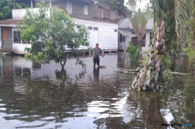 Sebanyak 4.052 Warga Rokan Hilir Mengungsi Akibat Banjir