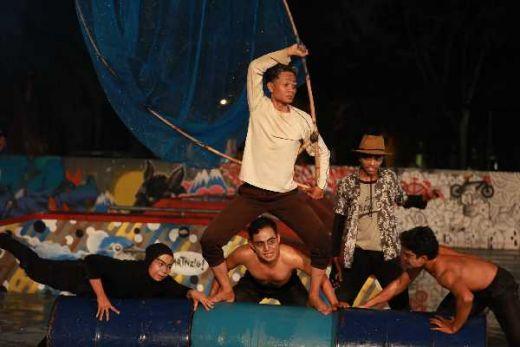 Suguhkan Tampilan Menarik, Latah Tuah pukau Pengunjung