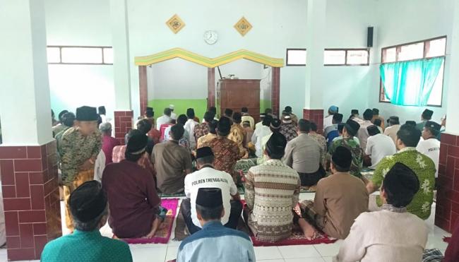 Bareng Polisi, TNI Solat Jumat Di Masjid Baiturrohman