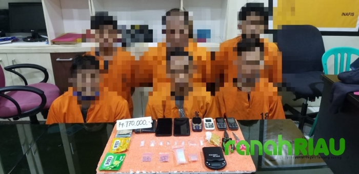Diduga Sedang Pesta Shabu, Enam Warga Tembilahan Ditangkap Polisi