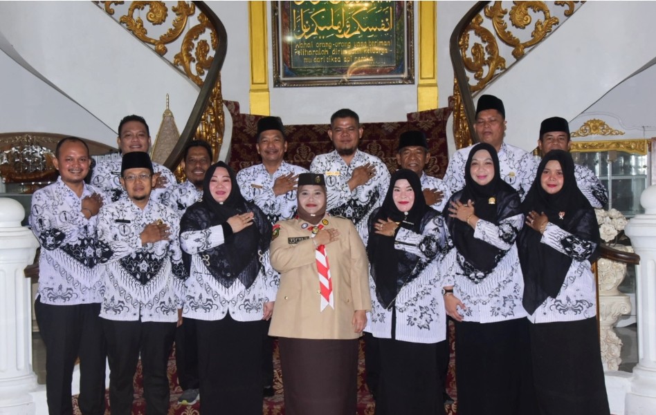 Sinergi Tingkatkan Dunia Pendidikan, PGRI Audiensi bersama Bupati Bengkalis