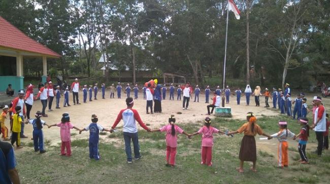 Mirisss.. Sekolah Dipelosok Ini, Pengajarnya Sukarela Dibayar dengan Pahala, Pemerintah Kemana.?