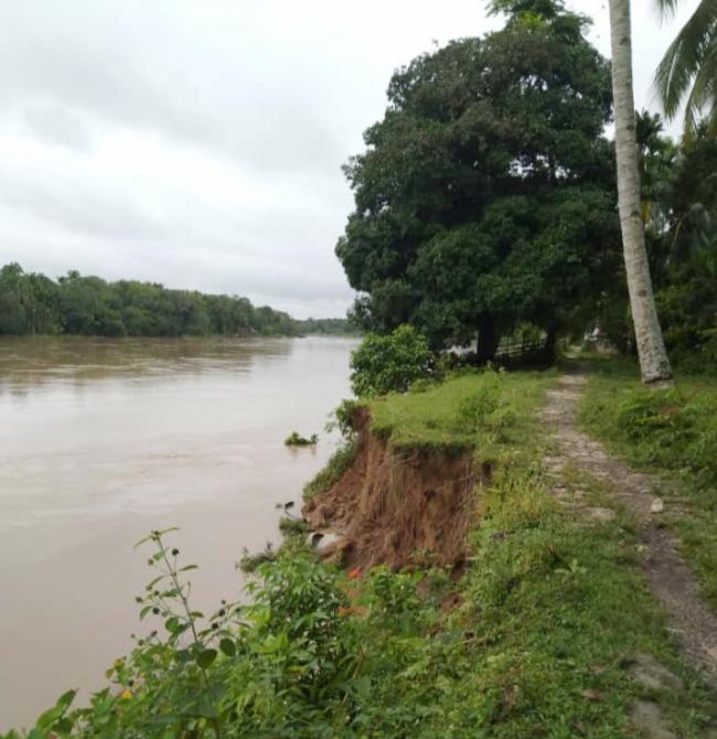 Ruas Jalan Terancam Putus, Pemukiman Warga Juga Ikut Terancam Diseret