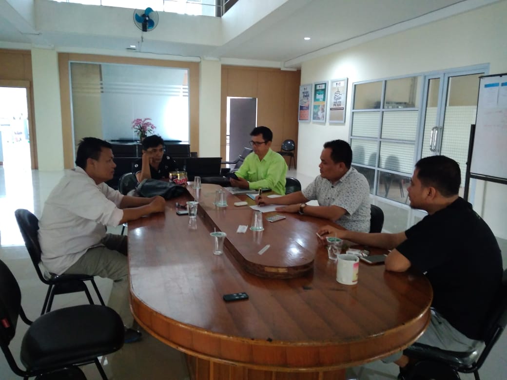 Donor Darah PWI Riau Bertabur Doorprise