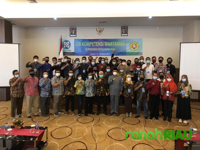 Gubernur Kepri Tinjau Wartawan Peserta UKW Yang Difasilitasi Dewan Pers di Batam