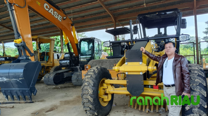 Pemda Kuansing Beli 3 Unit Alat Berat Untuk Perbaikan Akses Jalan Masyarakat