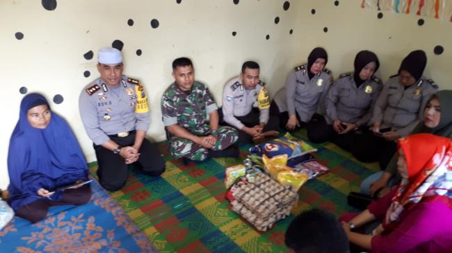 Bantu Warga Yang Kurang Mampu, Warga Apresiasi Polresta Pekanbaru 