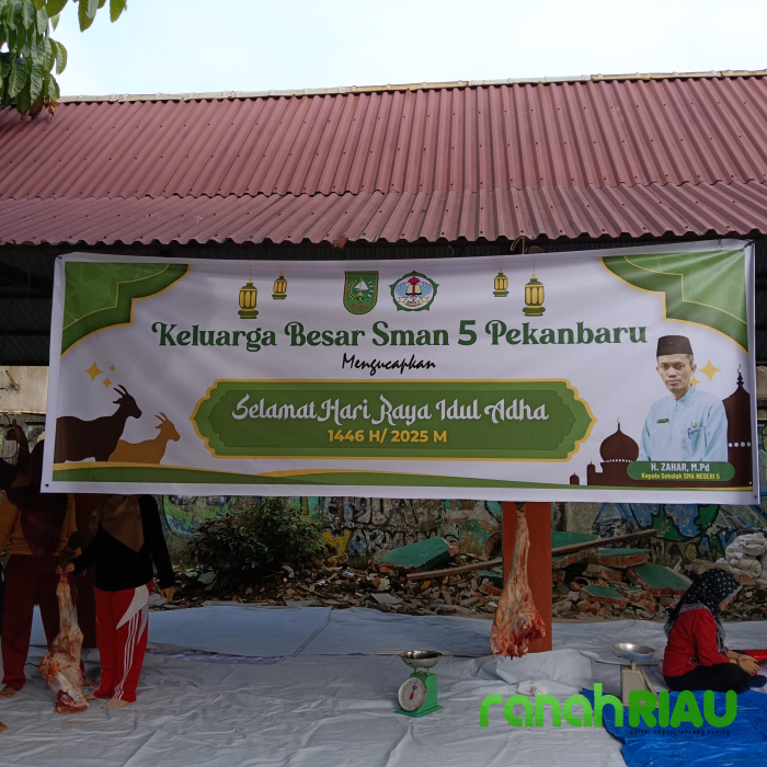 Agenda Qurban SMAN 5 Pekanbaru wujudkan Kepedulian terhadap sesama