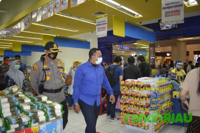 Kapolresta Kembali Kunjungi Pusat Perbelanjaan Mall dan Plaza di Kota Pekanbaru