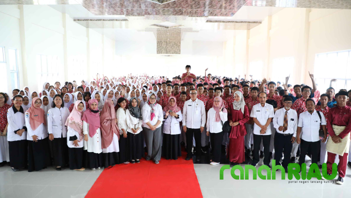 Kunjungan Silaturahmi ke SMAN2 Tanjung Pinang, Plt Gubenur Kepri sampaikan Semangat dan Motivasi