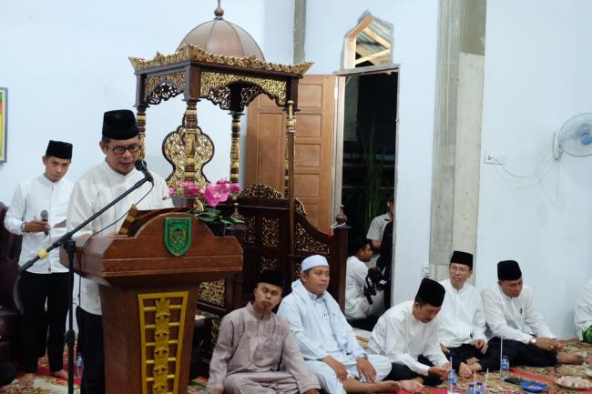 Kabag Kesra Kukuhkan Surau Al-Hidayah Menjadi Masjid Al-Hidayah