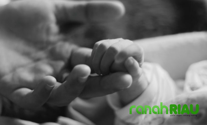 Fakta Baru Pembunuhan Bayi 2 Bulan Diduga dilakukan Oleh Oknum Polisi