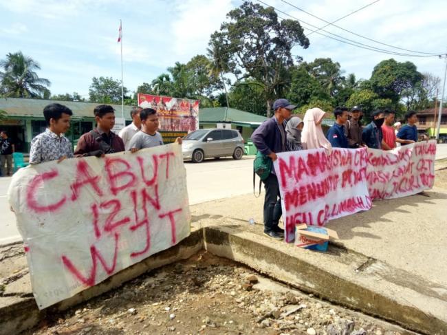 Masyarakat Desa Pesikaian Cerenti, Geram Dengan Perlakuan PT WJT