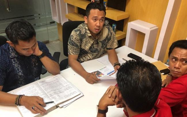 Puluhan Kader PDIP Perjuangan sambangi Polda Metro Jaya