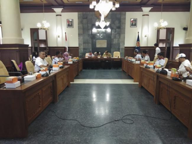 Sekwan DPRD DI Yogyakarta Sambut Hangat & Akrab Kedatangan WPR DPRD Riau