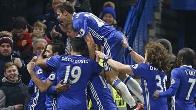 Chelsea Sukses, Conte Puji Pemain