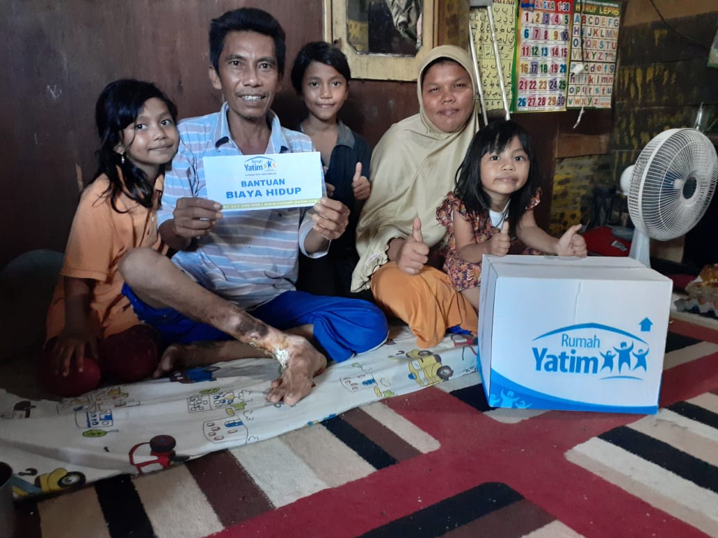 Akibat Kakinya Yang Terus Membusuk, Jamil Kini Tidak Bisa Menafkahi Keluarga