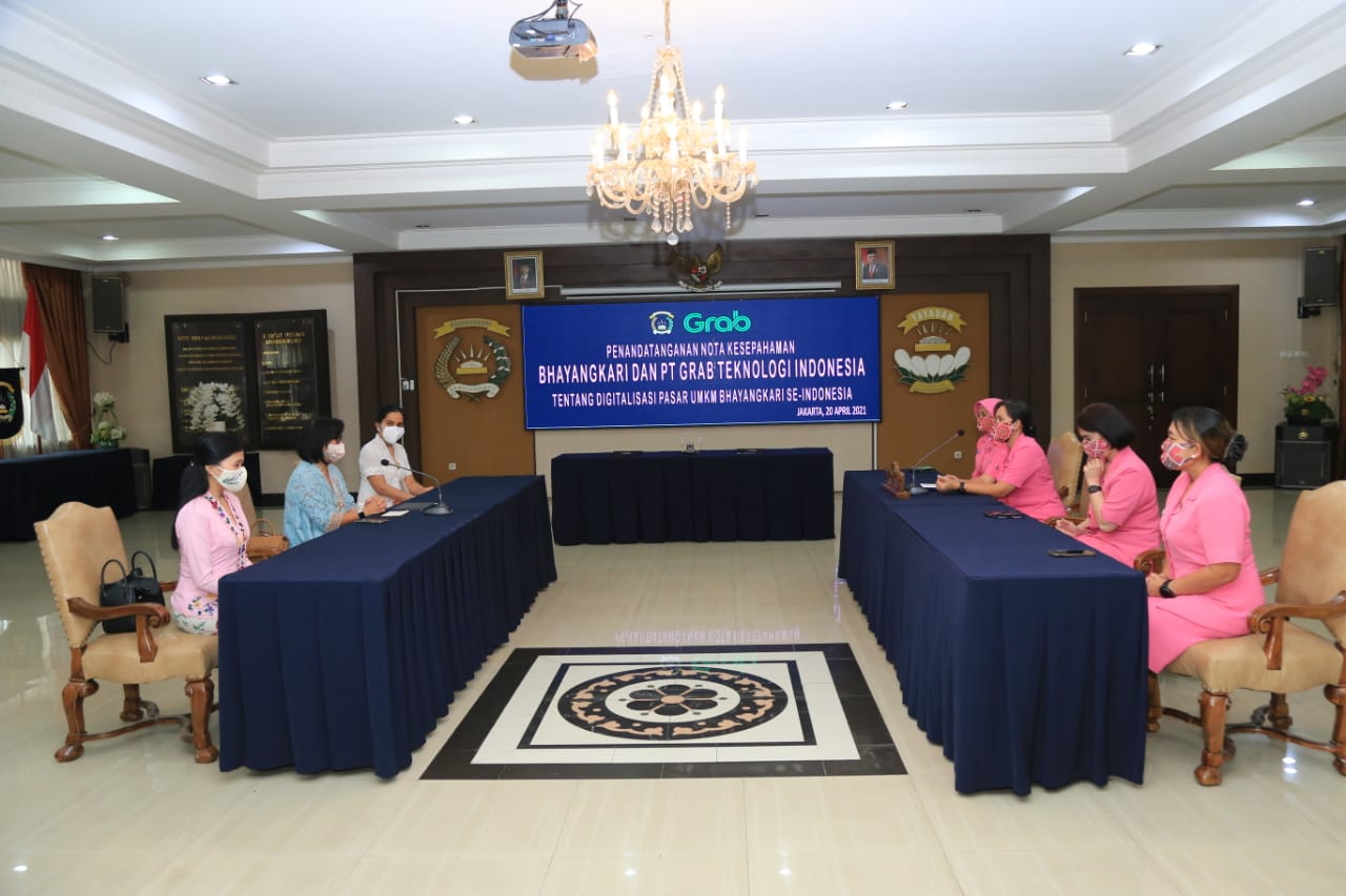Peringati Hari Kartini, Bhayangkari dan PT Grab menandatangani MoU Digitalisasi UMKM se Indonesia