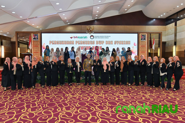Dipimpin oleh Boge Peni Fajar Restu, Pengurus DWP BRK Syariah tahun 2025 Dikukuhkan