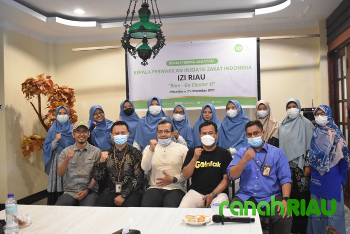 Direktur Edukasi Kemitraan dan zakat pimpin Serahterima jabatan serta pisah sambut Kepala IZI Riau