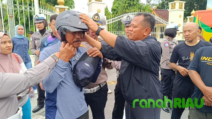 Dirlantas Polda Riau Edukasi Keselamatan Berlalu Lintas di CFD Pekanbaru