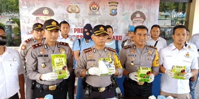 Kerja Hebat Polresta Pekanbaru Berhasil Tangkap Bandar Narkoba 