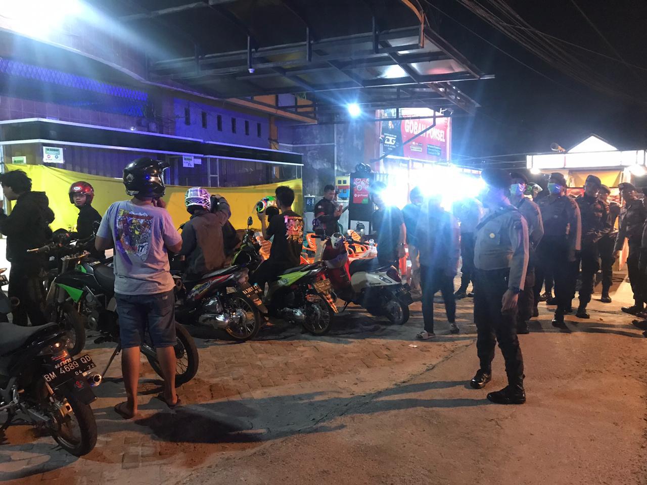 Cegah Penyebaran Covid19, Polda Riau Gelar Patroli Skala Besar.