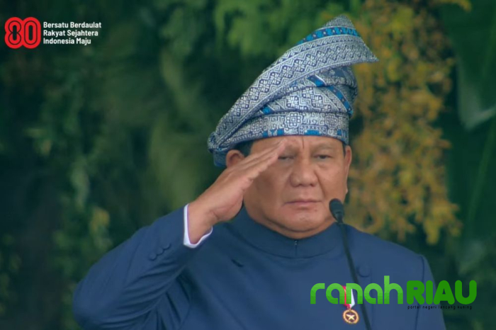 Makna Tanjak yang dipakai Presiden Prabowo di Hari Kemerdekaan Indonesia 