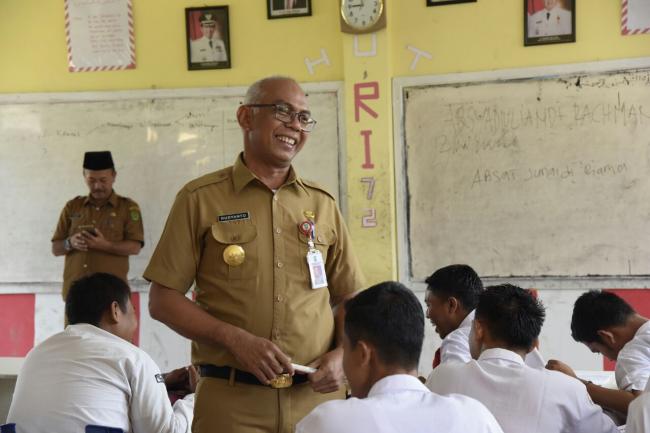 Siswa SMAN 1 Tembilahan Diberi Motivasi Oleh Pjs Bupati Inhil 