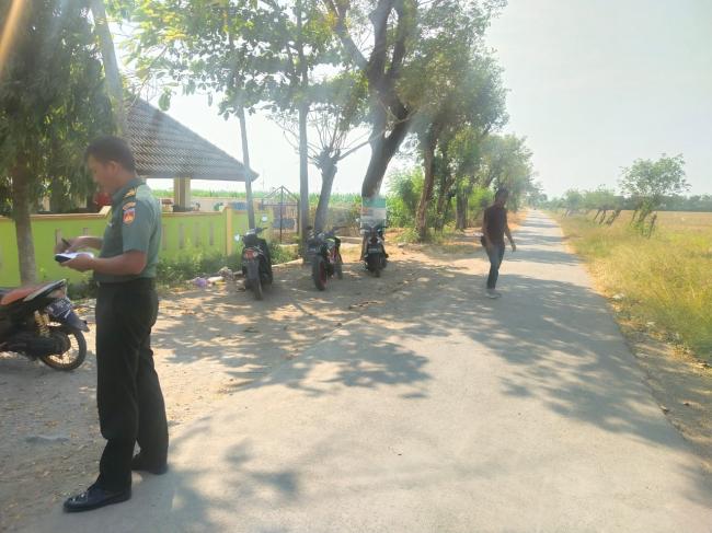 . TNI Cek Rute Jalan Untuk Tamu Undangan Upacara TMMD Reg 105 Tegal