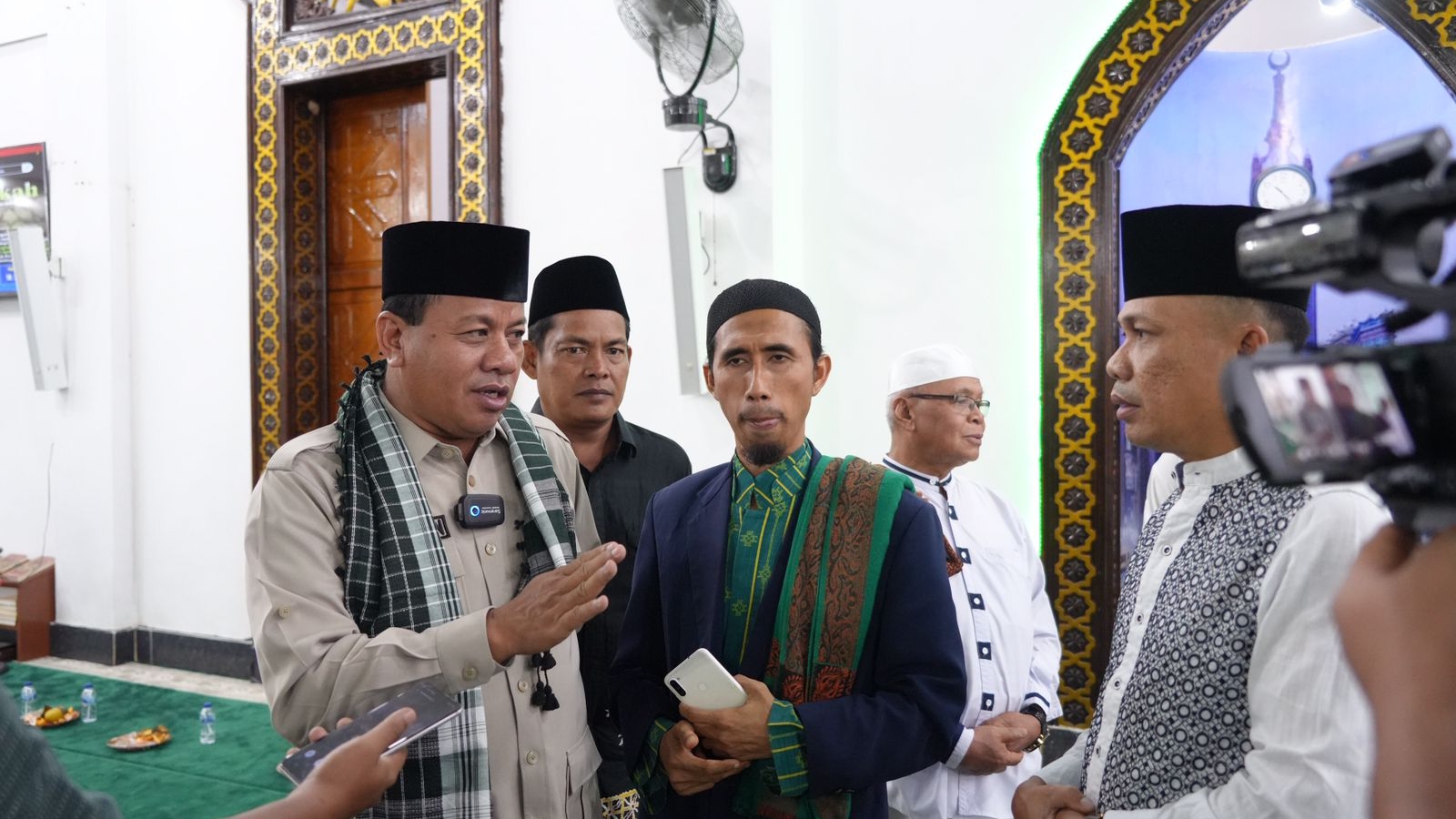 Pringati Nuzulul Quran, Plt Bupati Kuansing Ajak Masyarakat Untuk Saling Berbagi