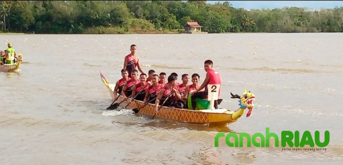Atlet Kuansing Sumbangkan Medali Emas Cabor Dragon Boat Race Jarak 1000 Meter