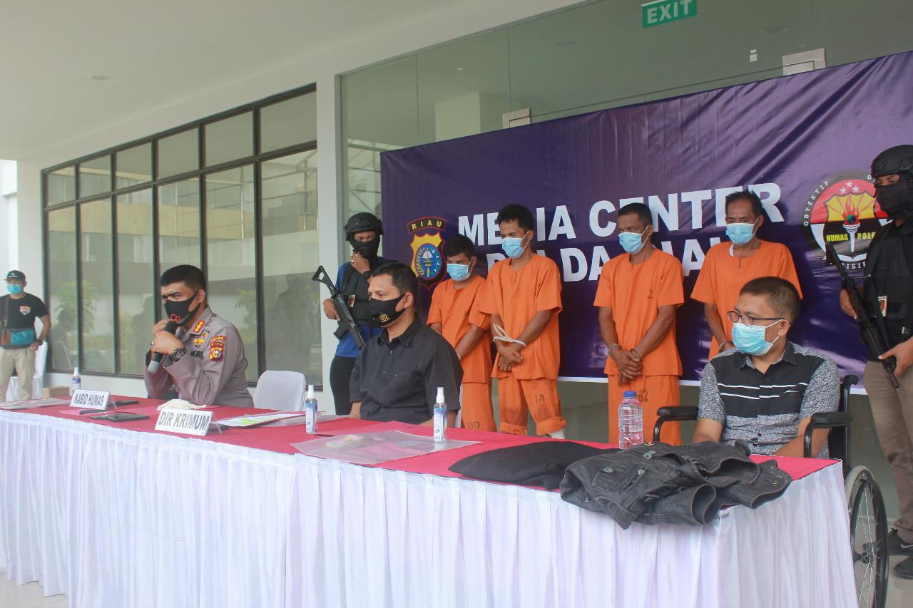 Pelaku Curas Sadis, Tembak dan Bakar Mobil Korban Berhasil Diringkus Ditkrimum Polda Riau