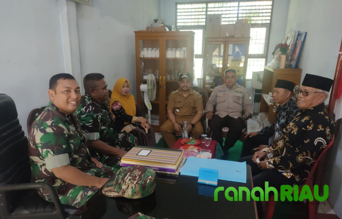 Kapolsek Enok Cooling System Bersama Unsur Forkopimcam dan Tokoh Masyarakat