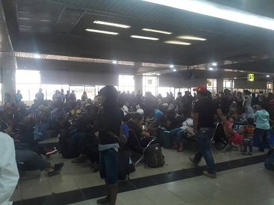Kembali Berulah, Tiga Jam Lion Air Delay di Batam, Penumpang Kecewa...
