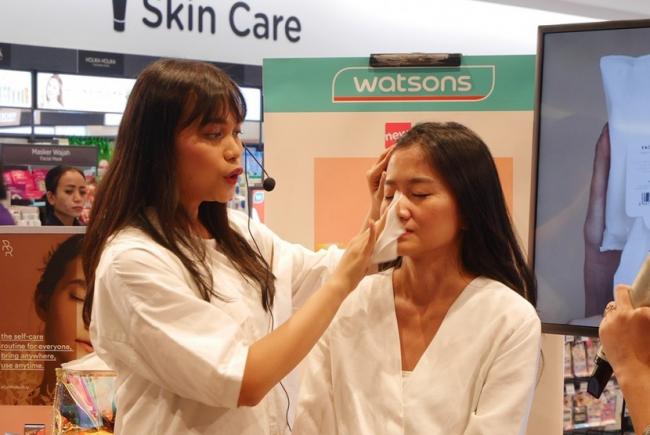 Polesan Dandan Minimalis di Sela Kesibukan