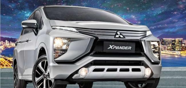 Rifat Sungkar Jagokan Xpander Saat Hujan