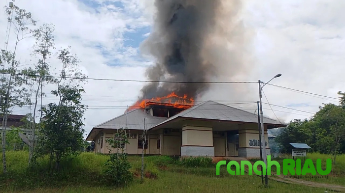 Diduga kecewa dengan Hasil Tes SKD CPNS, Peserta CPNS bakar kantor BKD Boven Digul